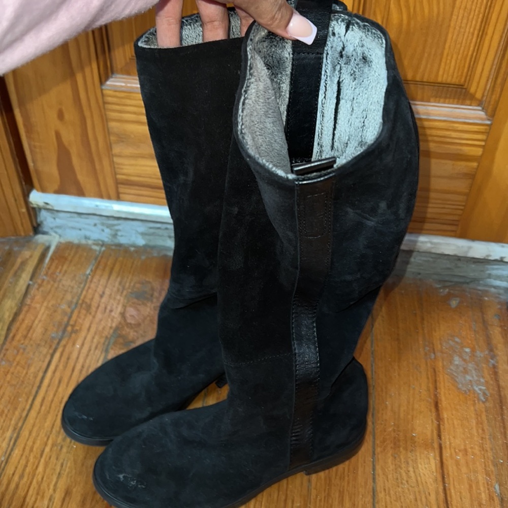 Black boots